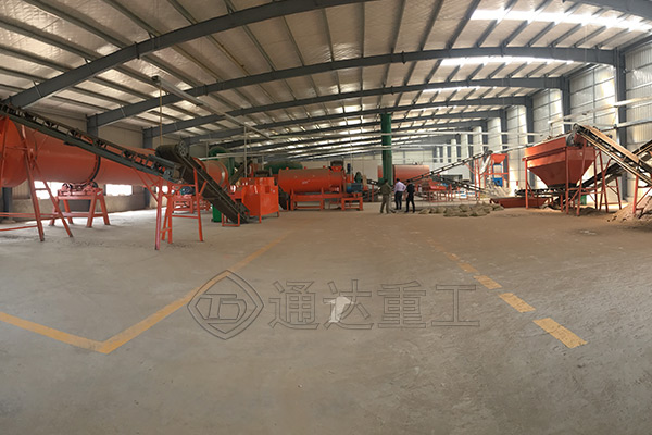 買(mǎi)一套高性價(jià)比有機(jī)肥設(shè)備，選擇靠譜生產(chǎn)廠家，服務(wù)質(zhì)量才跟得上