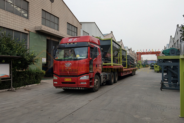 有機肥生產(chǎn)都采用哪種造粒工藝?有機肥造粒生產(chǎn)線中有哪些常見造粒設備?優(yōu)缺點是什么?