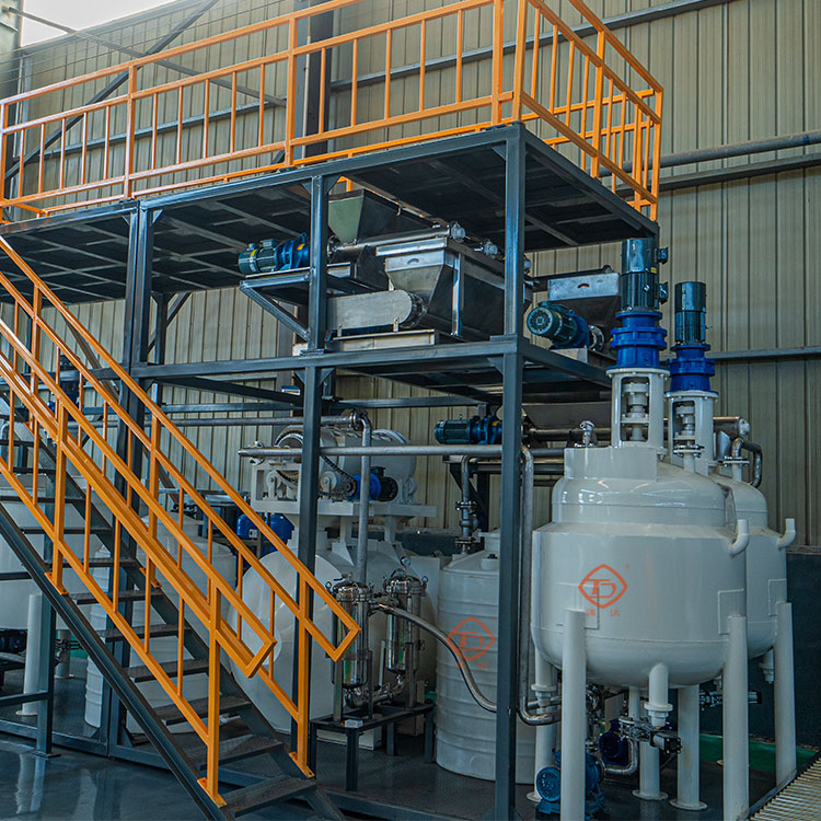 融雪劑生產(chǎn)設(shè)備廠家安裝生產(chǎn)過(guò)程：選型、安裝調(diào)試、生產(chǎn)流程